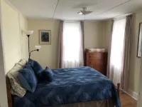 Quoddy Cottage over looking Passamaquoddy Bay Hotels in Eastport