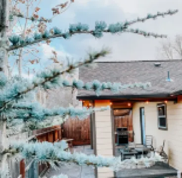 Home with gated driveway near River & Downtown