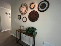 Cozy 3 BR + screened porch & FP Hotels in Taylor
