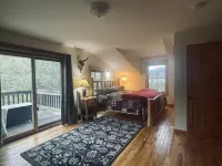 4 bed 3 bath cabin at Holter Lake by Wolf Creek Craig. Fishing, pool table, fun!