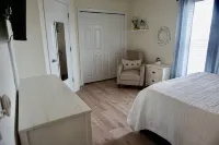 Gulf Island Condo - third floor, sound views, walk to the beach