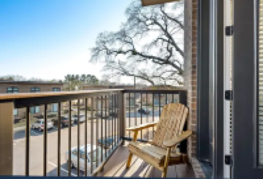 Spacious Loft Style Condo with King Beds! Must see