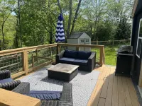 Creekside Cottage w/ Hot Tub near Asheville, Pet-Friendly