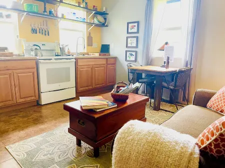 Puolani Iki-Sweet lil cottage near National Park