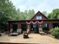 Buffalo Lake Cabin I Private Beach l Detroit Lakes l Pet Friendly Hotels in Becker County
