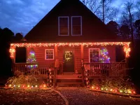 Cozy cabin w/ hot tub! Lake access w/ walk to pier Hotels in Mecklenburg County