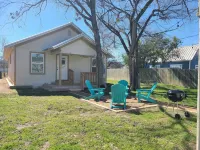 Star of the South LlanoSleeps 7 Hotels in Junction