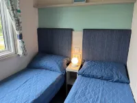 Recent top-of-the-range mobile home, very spacious Located 2km from the beach