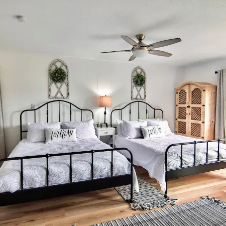 ~Sunrise Haven~near the slopes! Majestic sunrises and comfort awaits!