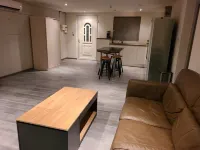 Appartement 80 M² en Bourgogne Hotels in Le Creusot