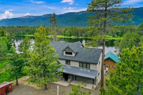 !!BRAND NEW LISTING!! Stunning Cabin w/Private Dock, 5 Beds w/ 5.5 Bath, Hot Tub - Chalets
