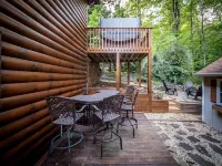 Lookout Point Cabin-Long Range Mt View-PAVED ROADS-Hot tub-Fire Pit-Dog friendly