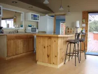 Clam Cove Cottage on South Vashon Island Beachfront