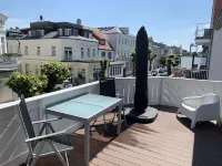 "Seelenstreichler" - 54 sqm with large sunny balcony and wood-burning fireplace - central Hotels in Warnemünde
