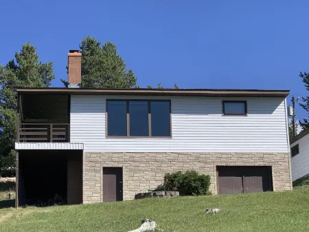 Georgetown Lake Lookout - Amazing Lake Views and Year-Round Fun! Отели в г. Дир Лодж Каунти