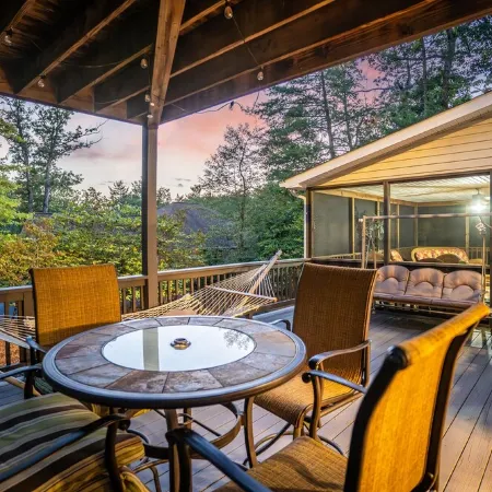 Mountain Resort Hideaway for Family, Golf, Hiking and reunions