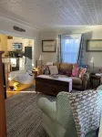 Whale Ledge Cottage - In the heart of Lubec with AMAZING Waterviews!