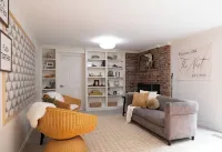 Welcome to The Nest,  there's plenty of room for the whole flock near Autzen!