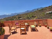 Accommodation Madre Amada Tenerife