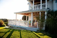 Private Room with Attached Sun Room and Covered Deck Hotels in Aptos