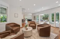 Immaculate home in the heart of wine country Hotels in Eldridge