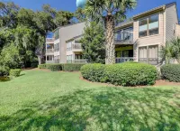 Center of Sea Pines; View of Lagoon; Walkable to Harbour Town/Beach Club/Market