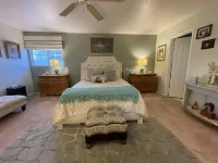 Great 4 bedroom 3bath pool and spa home