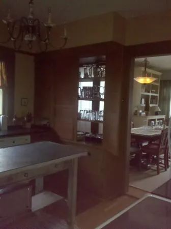 Location! Location! Location! Easy access to everything Eugene, arts to outdoors Отели рядом с достопримечательностью «Jordan Schnitzer Museum of Art»