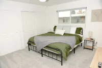 Spacious Home Near Canyons, Expo Center, and RSL Stadium Các khách sạn gần Eastridge Park