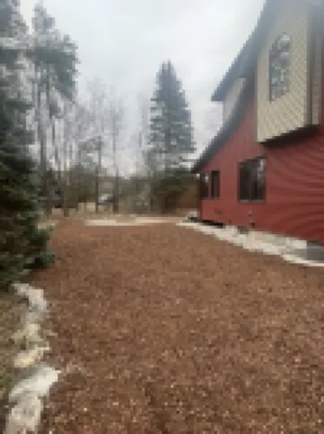 Willy T's Crystal Mountain Ski & Golf Cottage