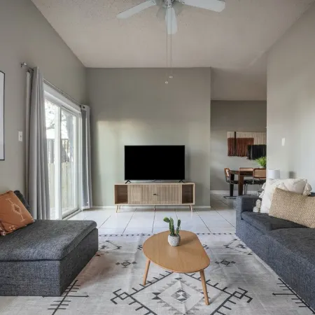 Boho Retreat in Central Austin Отели рядом с достопримечательностью «Озеро Трэвис»