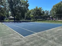 Newly Renovated and Ideally Located Near Campus and Downtown. High speed Wifi Hotels in Urbana