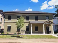 Townhomes at the Falls - 314 E Lower - Buffalo Ave2 Blocks from the Falls!!!