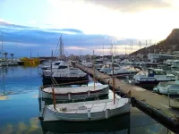 Housing near the center, / air conditioning