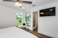 Luxury East Hill Apt. Near Downtown Pensacola
