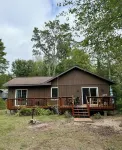 SandRiver Cabin -Relax on the mouth of the SandRiver with views of Lake Superior