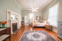 5 Miles to Callaway Gardens and walking distance to shops and restaurants. - 4-Star