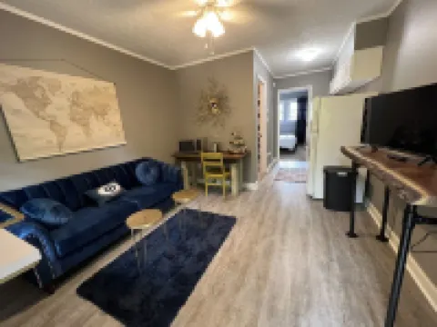 Cozy Court Street #3 Steps from Everything!