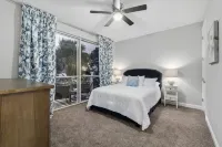 Gorgeous Waterfront w/ Golf Cart! 4 bds, 3.5 ba! Sleeps 12 Hotels in Crescent Beach