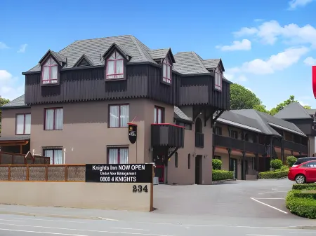 Knights Inn