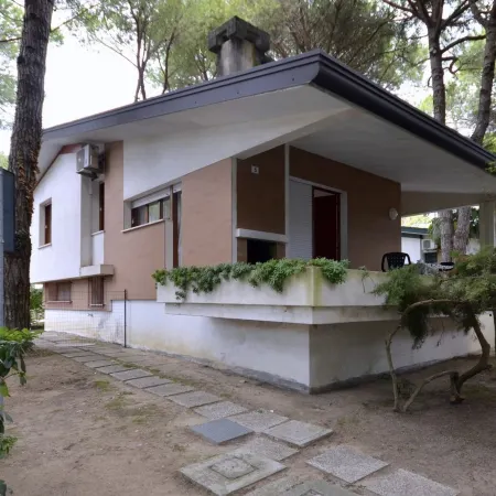 Modern comfort villawith enchanting garden
