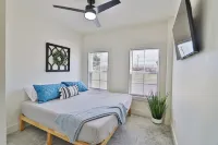 Hunts Bend Private Getaway!