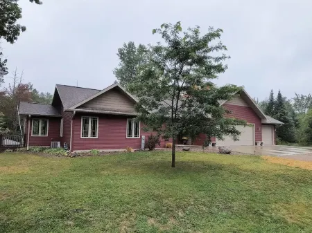 Troullier's River House