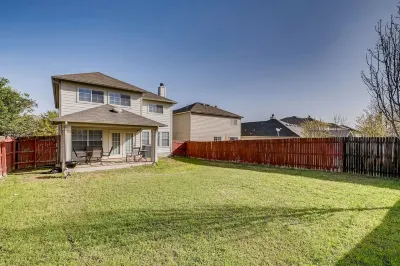 *OPEN*POOL/PARK Access*#6 Outside of Lackland/SEAWORLD/SIXFLAGS Hotels near Mosaic Church SA