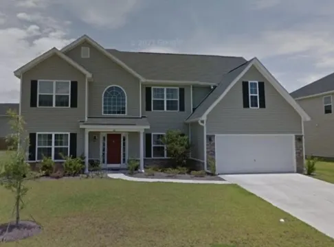 Large home in Savannah for a family of 10 people