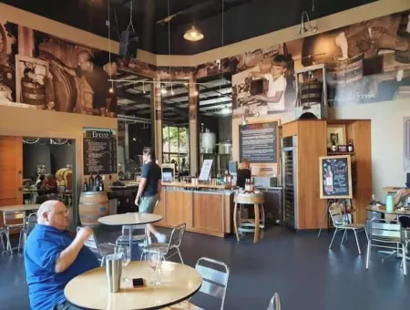 Cozy 1BR w/ Garden Oasis and Free Parking