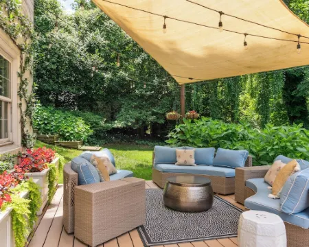 Large Yard - Quiet Area - 15 Min to DC Hotels in Lincolnia