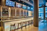 Aloft Chicago Mag Mile - bar