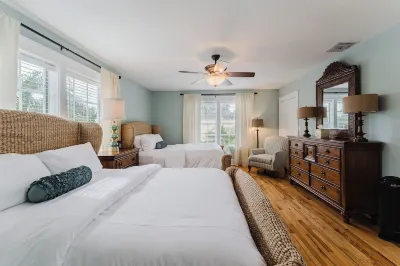 Charleston House