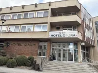 Hotel Opera Hotels in der Nähe von Bazilika svatého Prokopa
